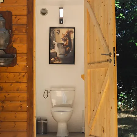 Nuts Palace